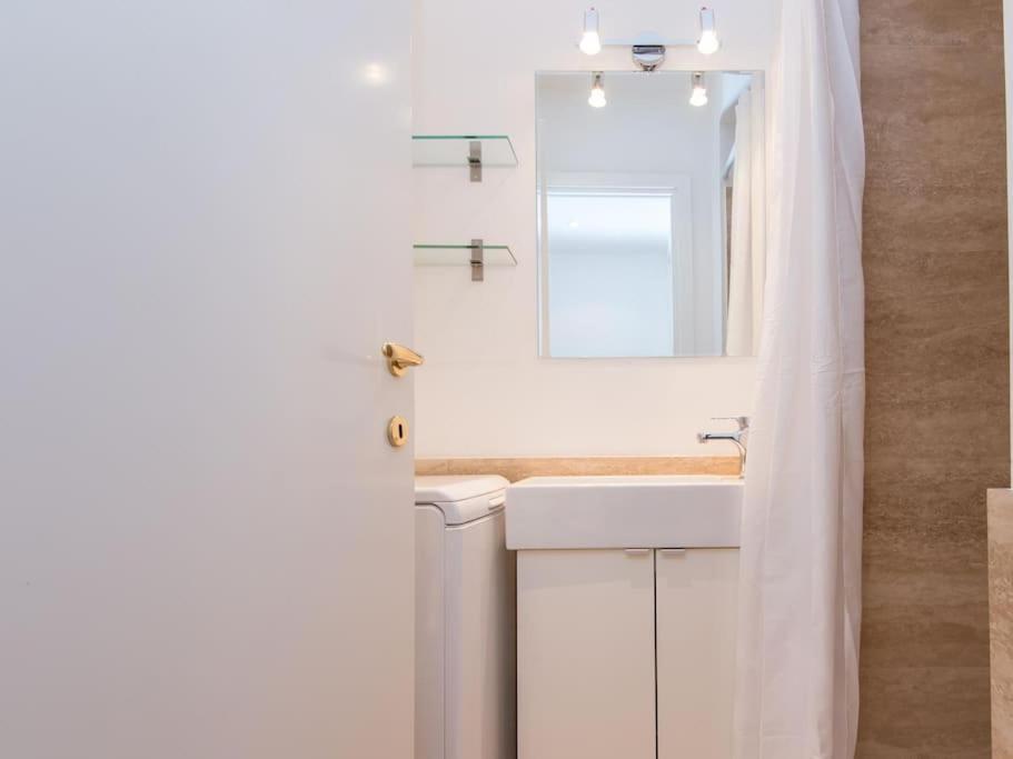 Trevi Fountain Luxury Appartement